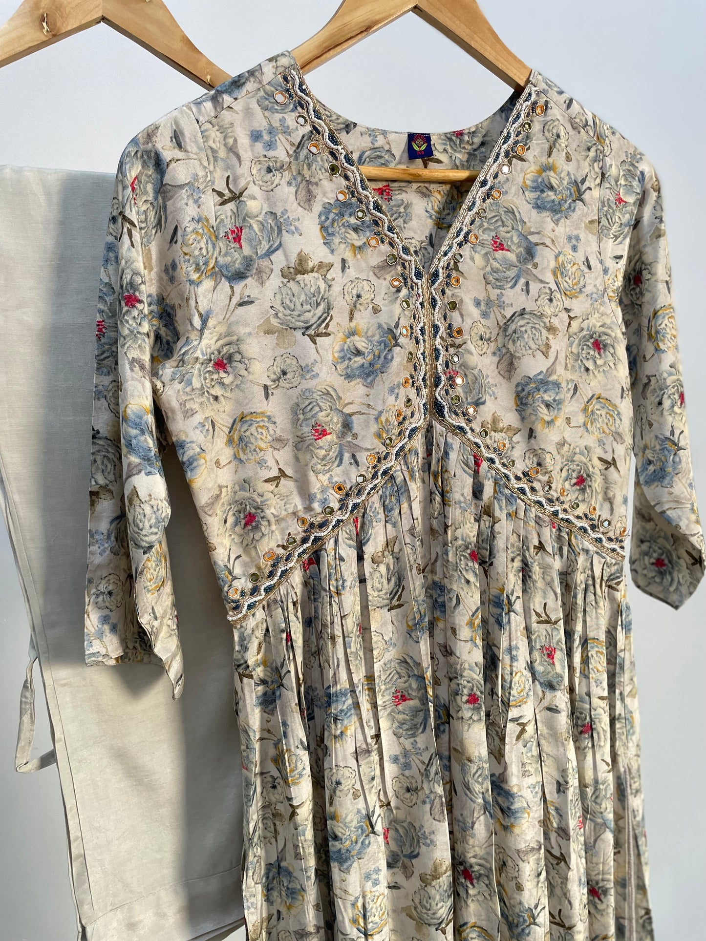 Muslin silk Aliya cut