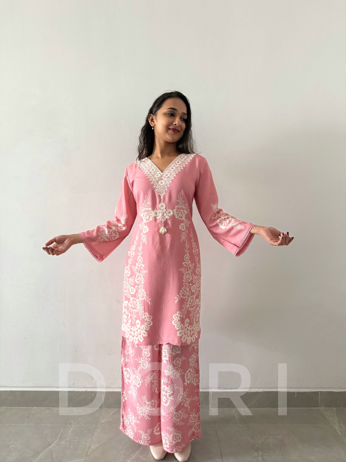 Begum pant set