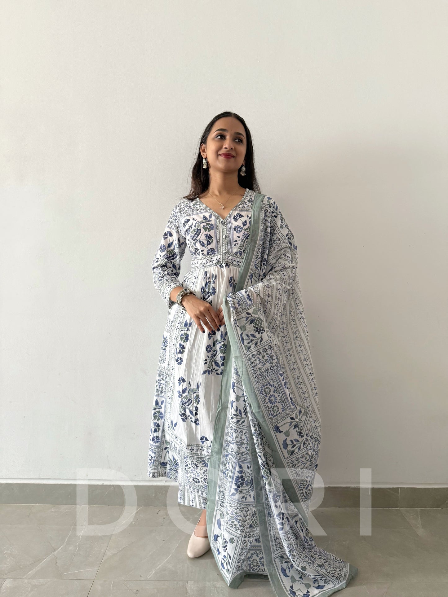Renu suit set