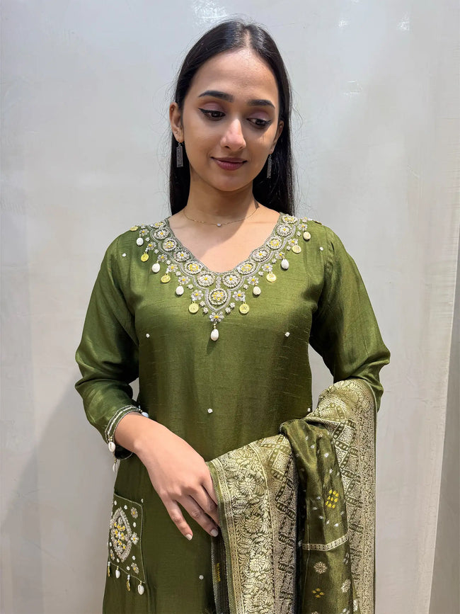 Premium Dola silk suit Main Image