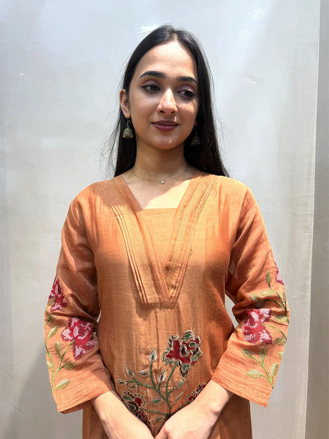 Banaras Mul Chanderi suit Main Image