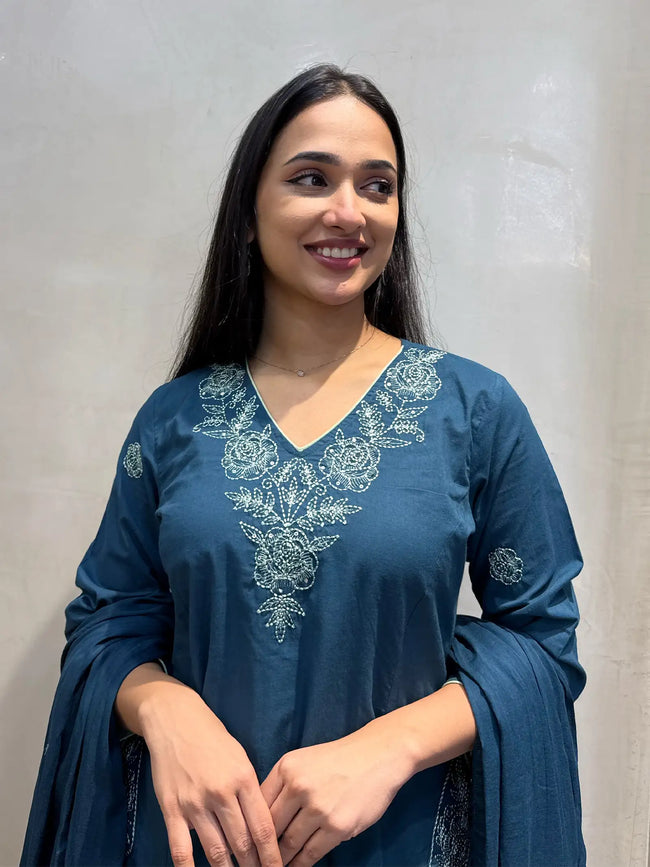 Teal blue suit set Main Image