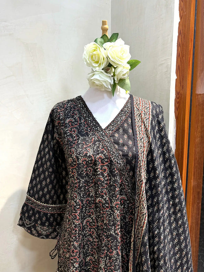 Vivid suit set Main Image