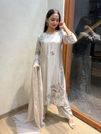 Dola silk handwork suit set