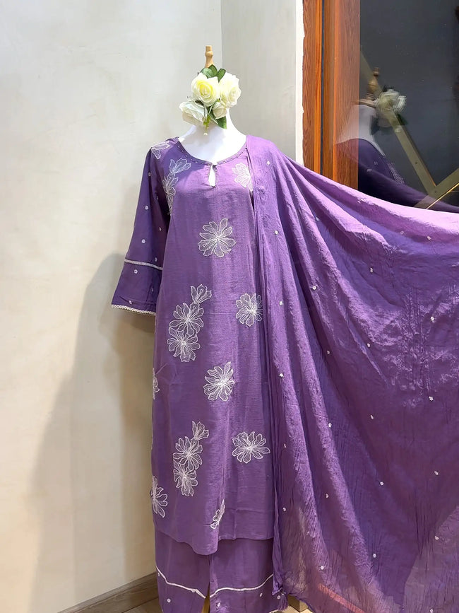 Lilac suit set Main Image