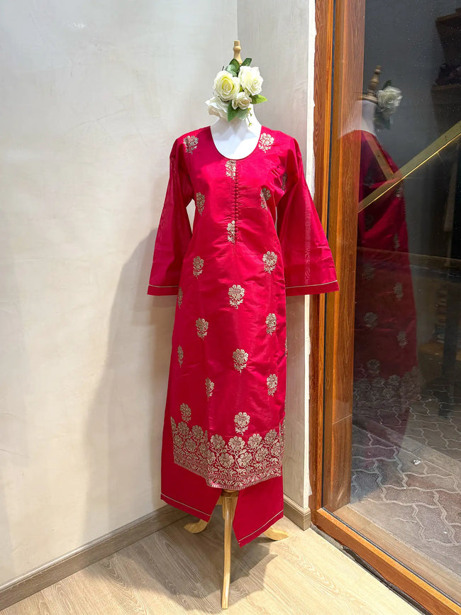 Rose suit set Main Image