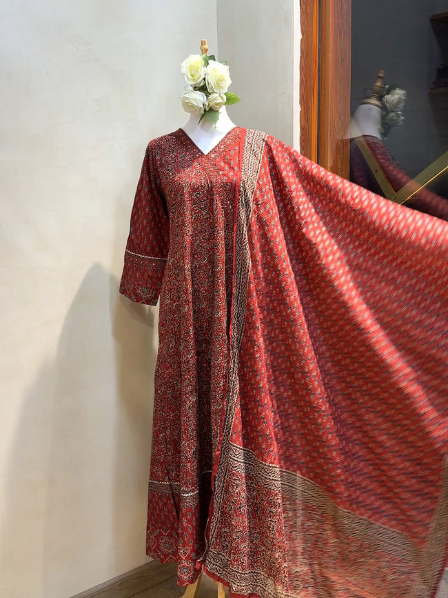 Meadow suit set Main Image