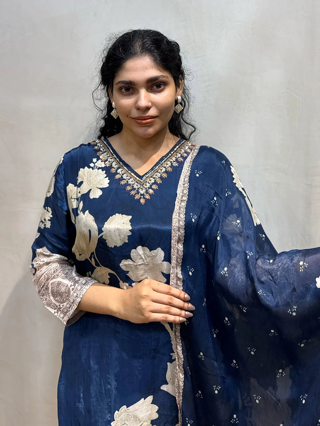 Sonam Suit Set