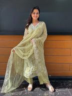 Chinnon Suit Set