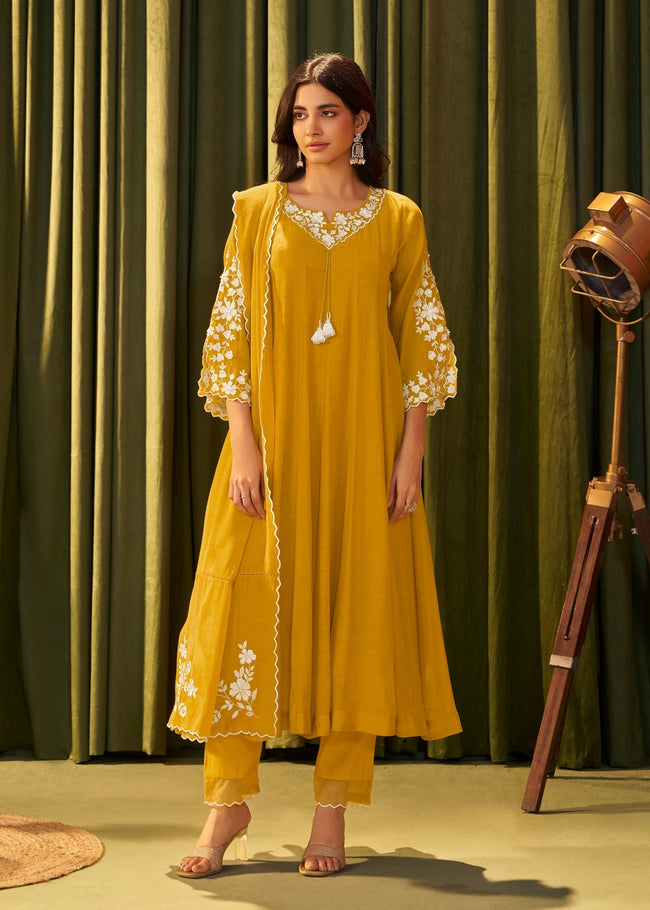 Yellow suit set Hover Image