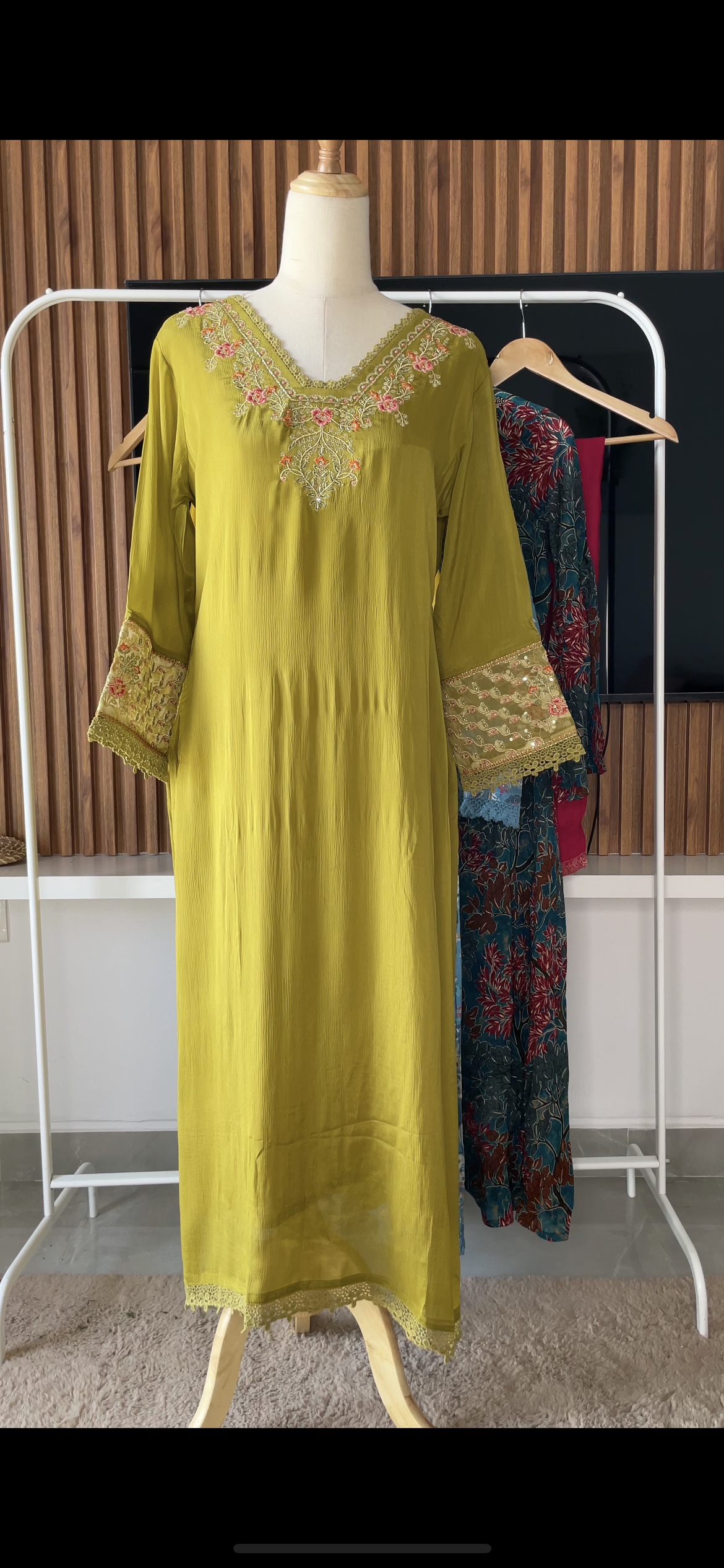Pure Chinnon suit set