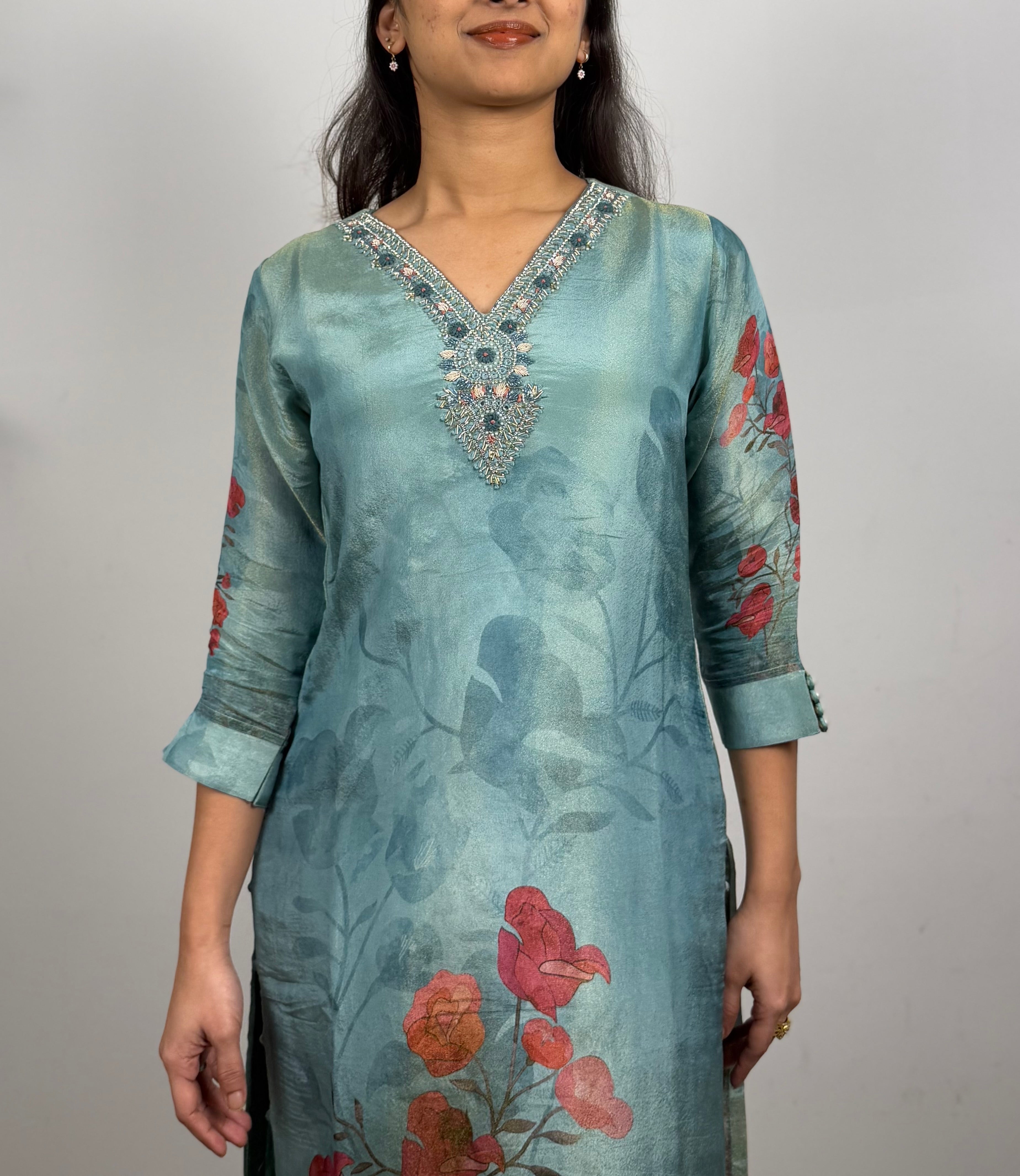 Premium shimmer tissue hand work suit