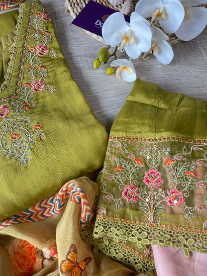 Pure Chinnon suit set