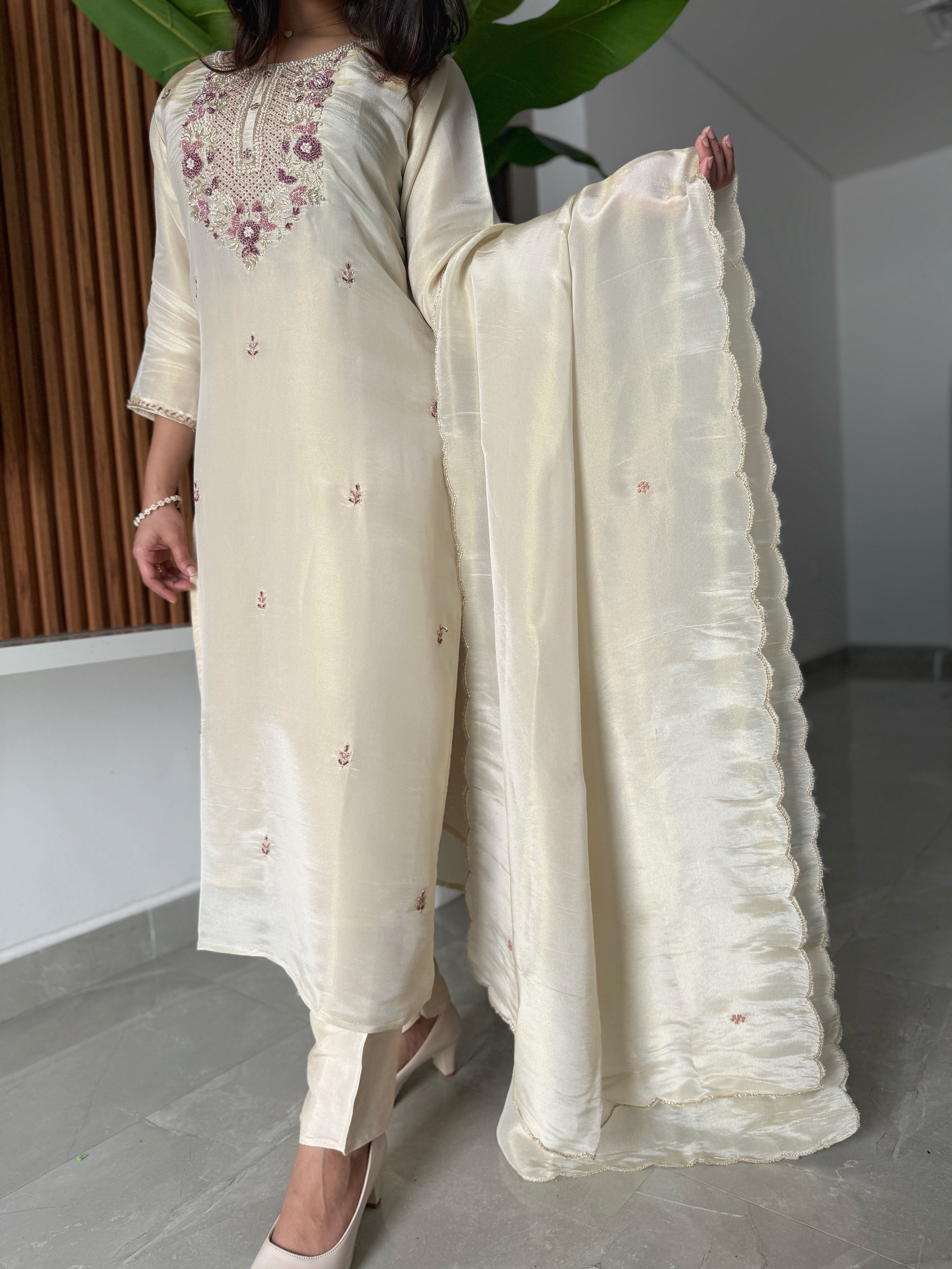 Ishq premium shimmer tissue suit