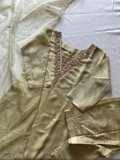 Shimmer tissue set