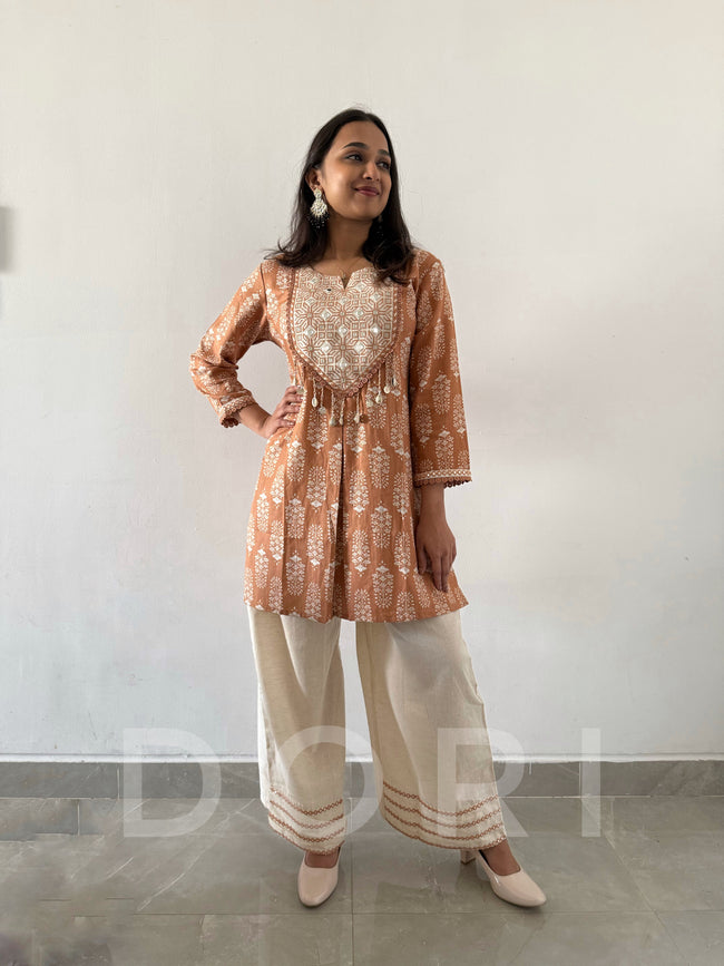 Soni pant set Hover Image