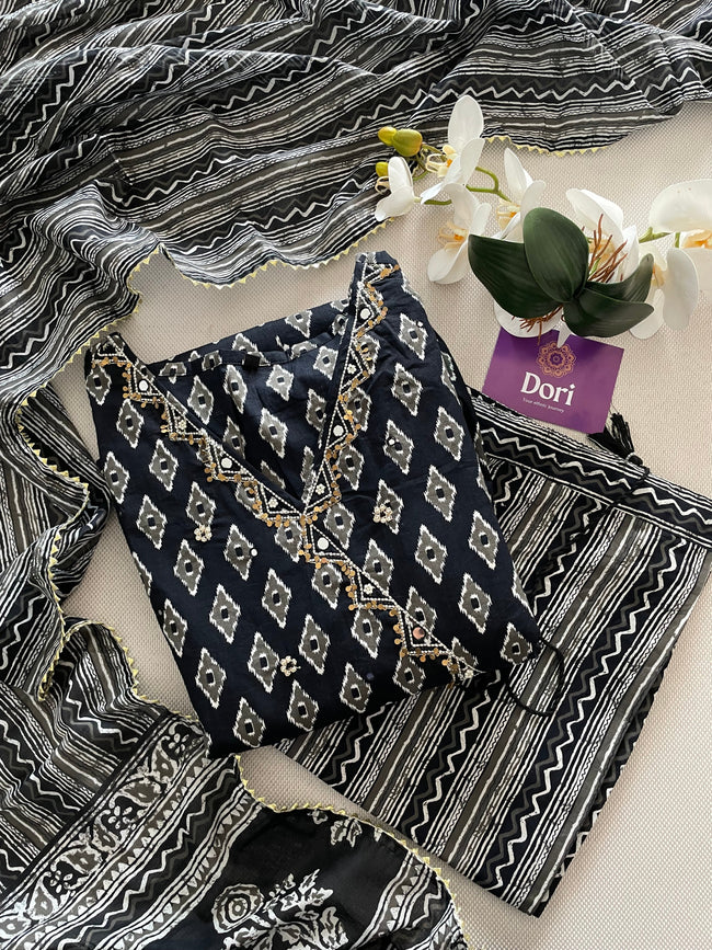 Plus size Anarkali set Hover Image