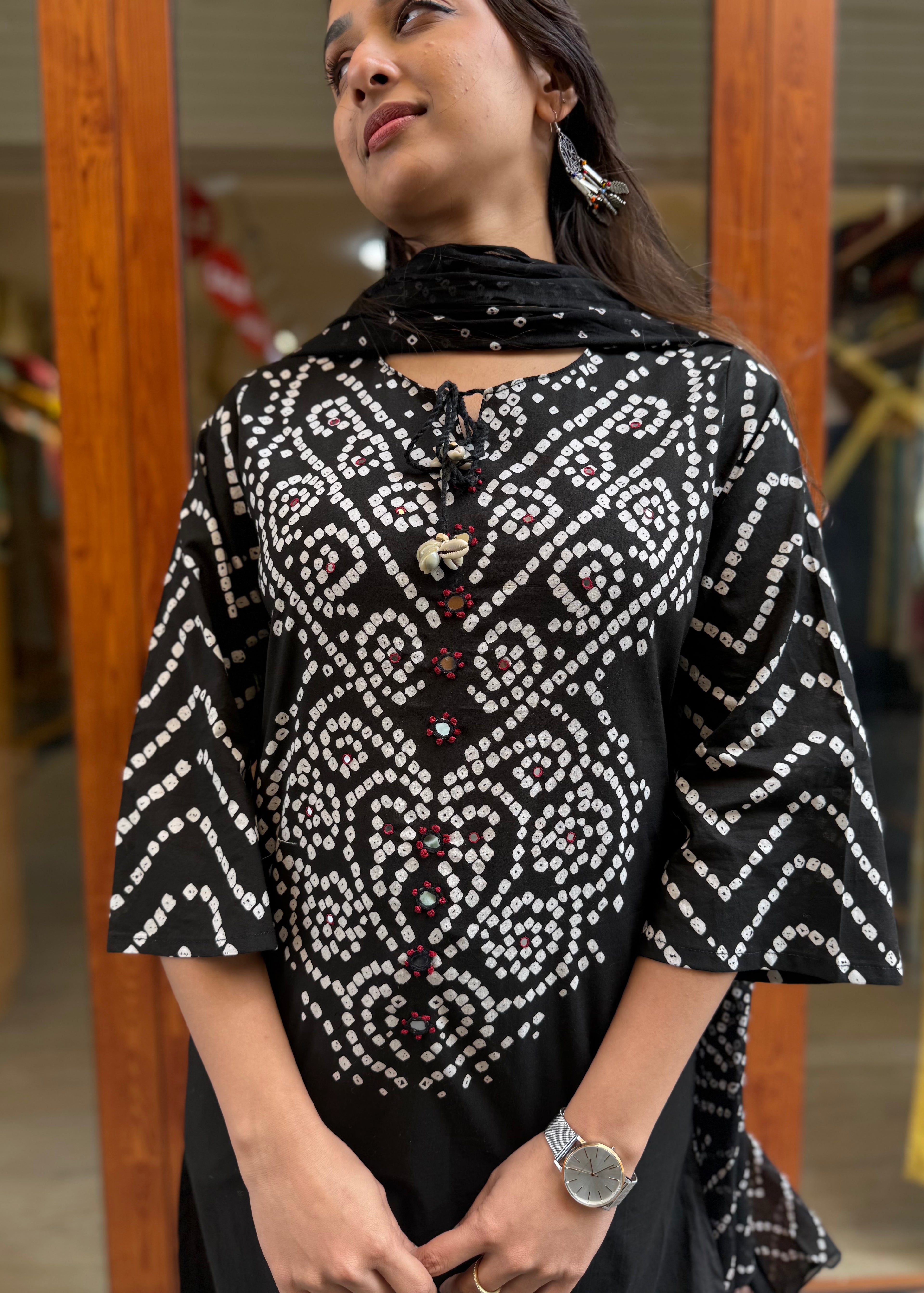 Bandhej suit set