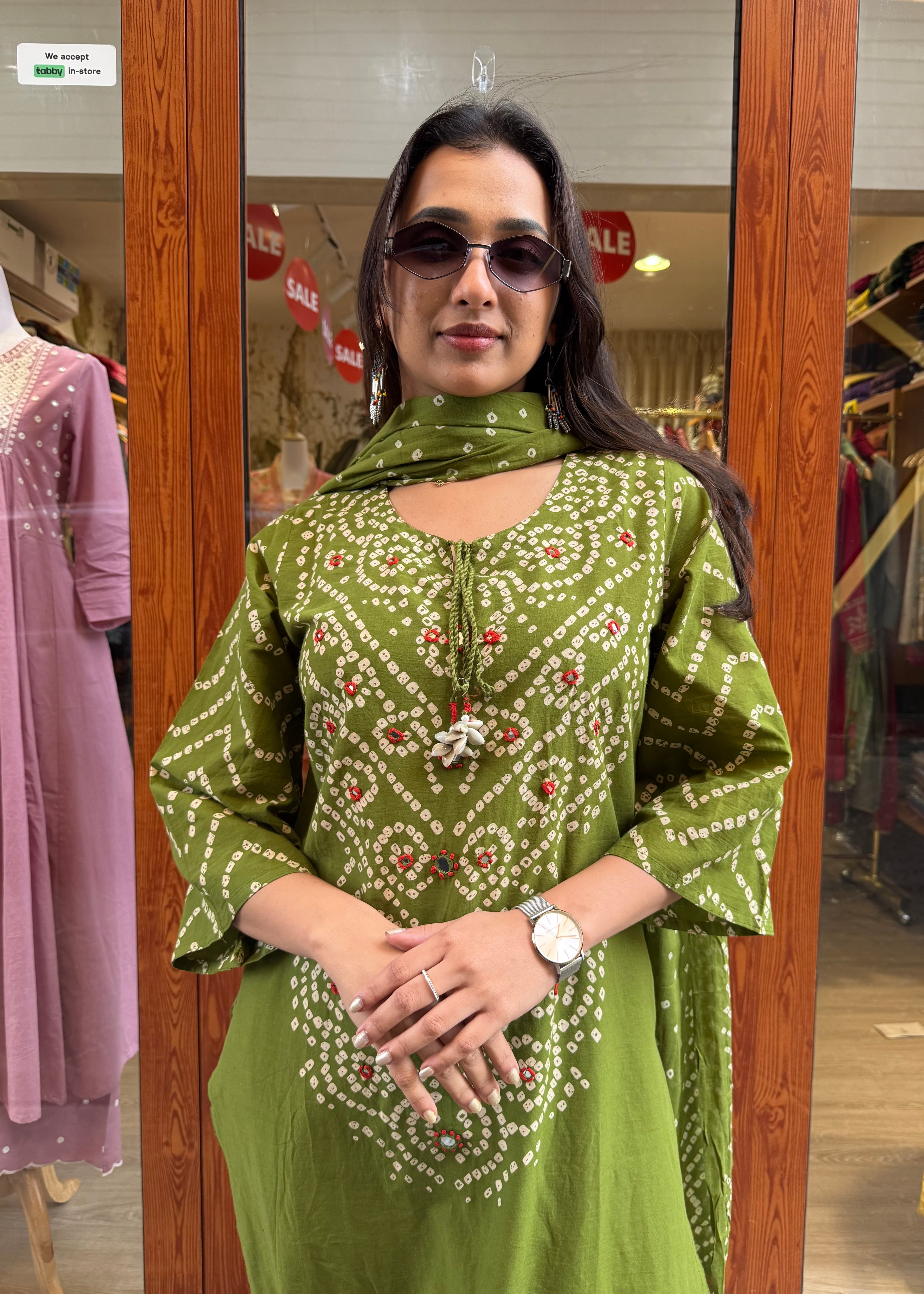 Bandhej suit set