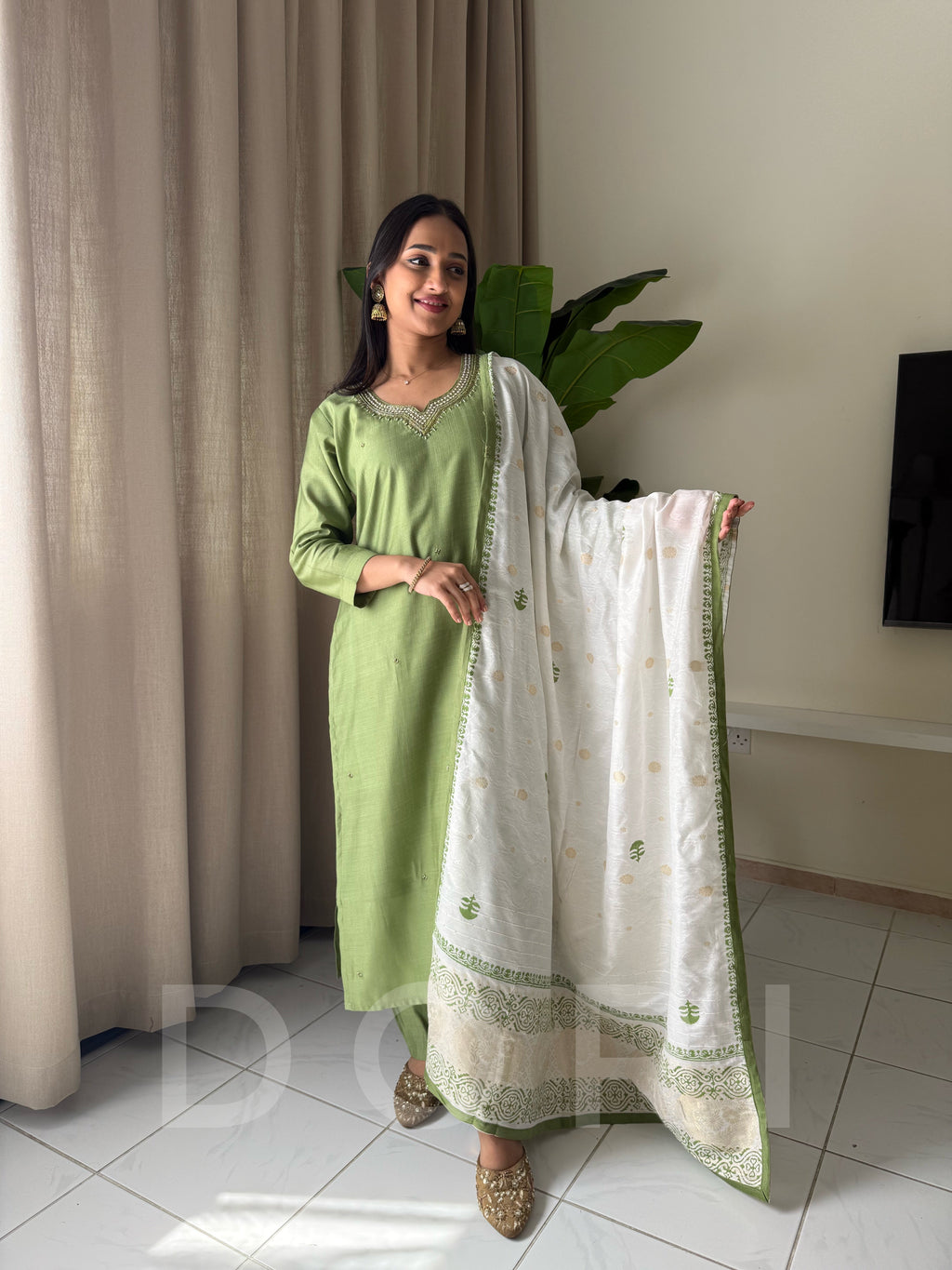 Thulasi suit set