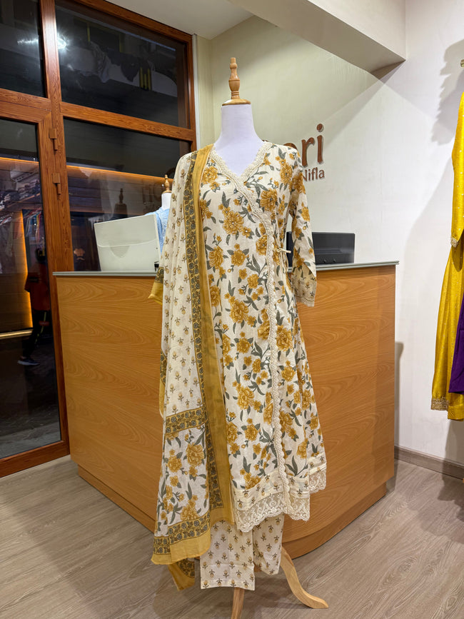 SE58- Pure cotton suit Hover Image