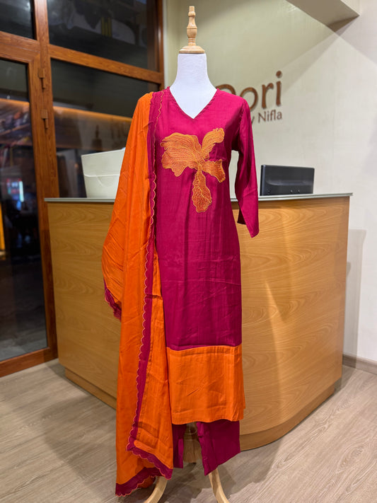 SE87 - Muslin silk suit