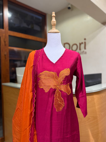 SE87 - Muslin silk suit